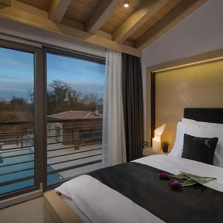 Ambienta ヴィラ *