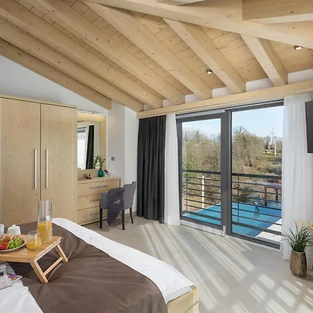 ヴィラ Ambienta *